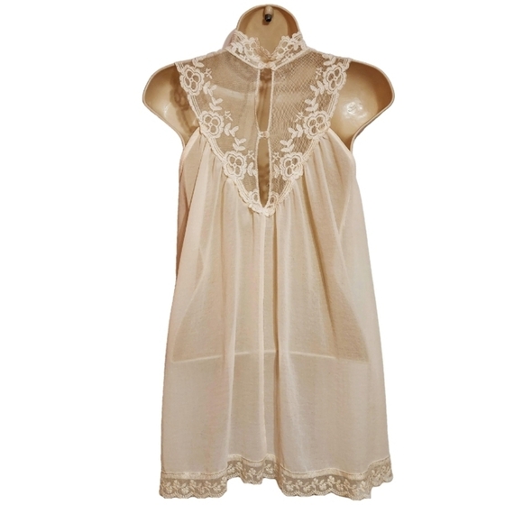 Altar'd State Lace Sleeveless Blouse Beige Medium - Picture 5 of 12